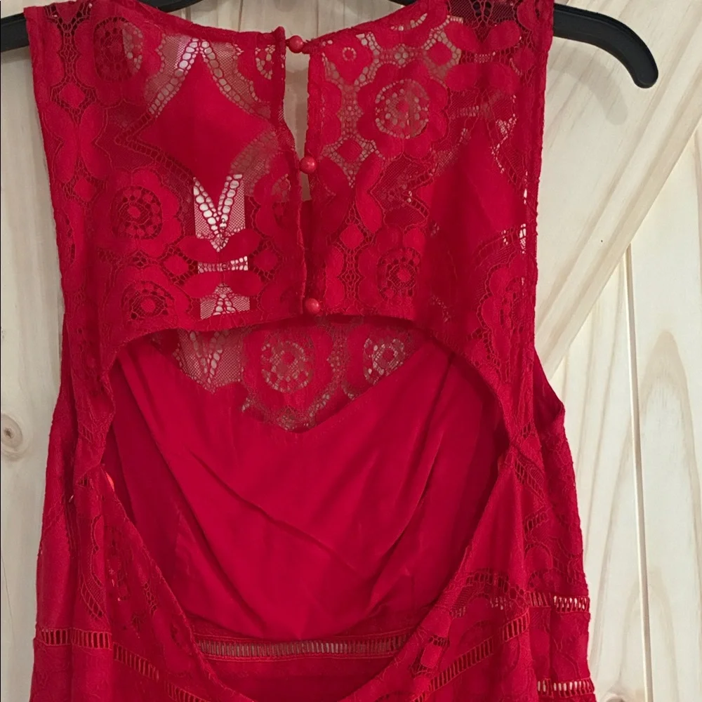Francesca’s Miami NWT Elegant Red Lace Maxi Dress - Picture 6 of 12
